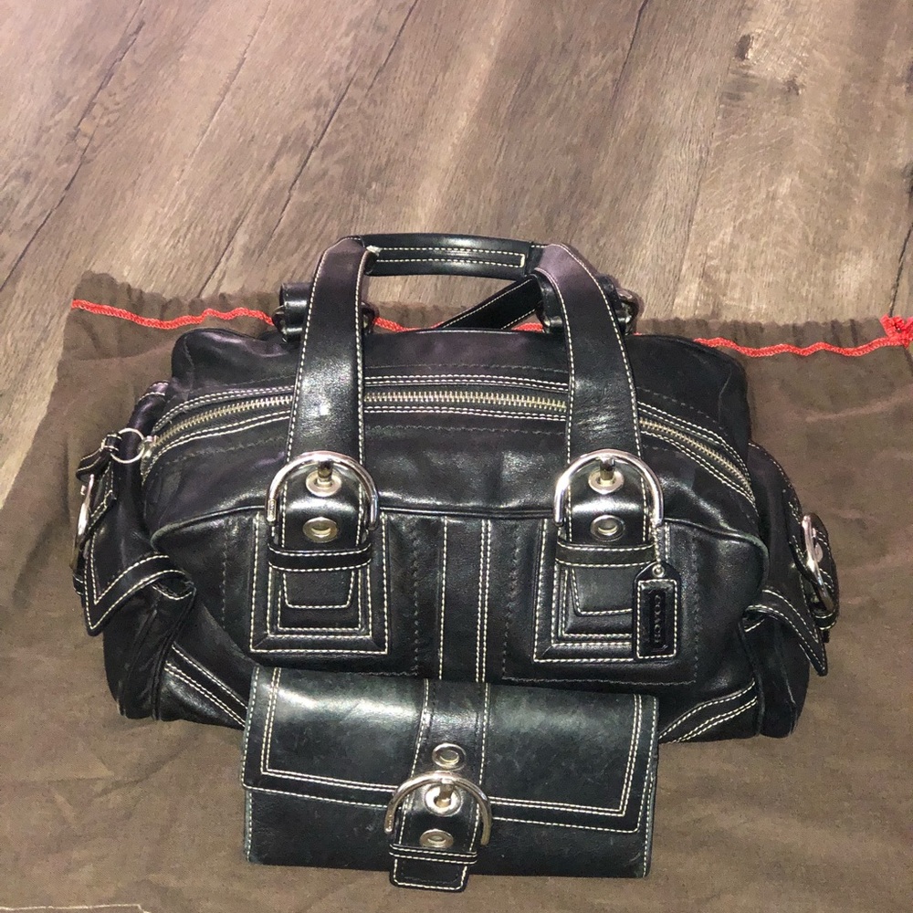 Coach purse and wallet